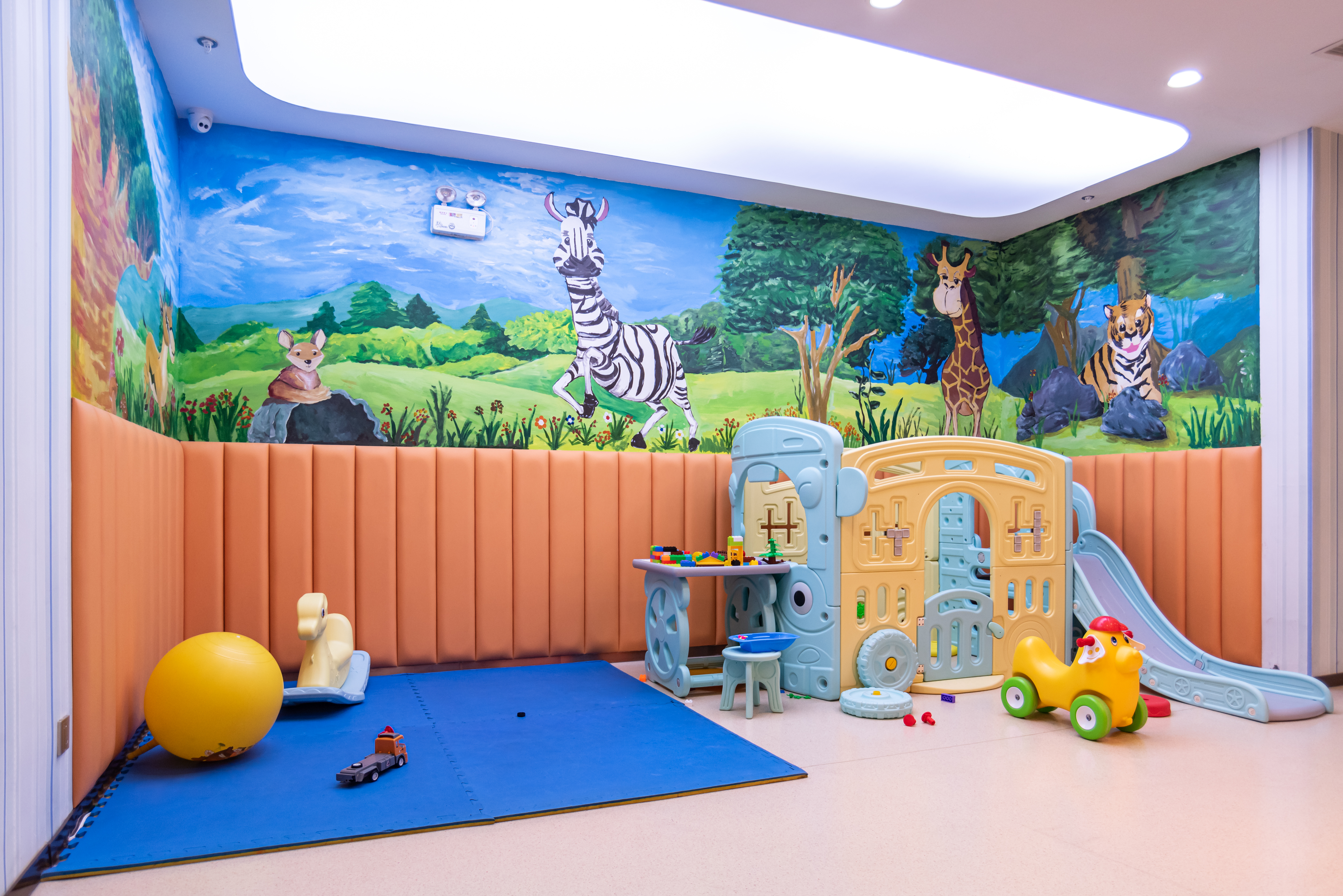 二、石家庄牙博士口腔医院怎么样?正规资质与服务口碑双确保