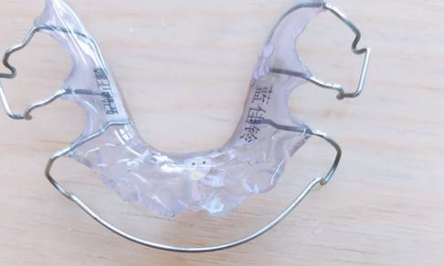 间隙保持器有没有必要做？2026年数据揭秘：90%家长都忽视的儿童牙齿矫正关键！