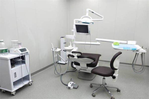 二、牙博士口腔医院渝北种植牙价格详解