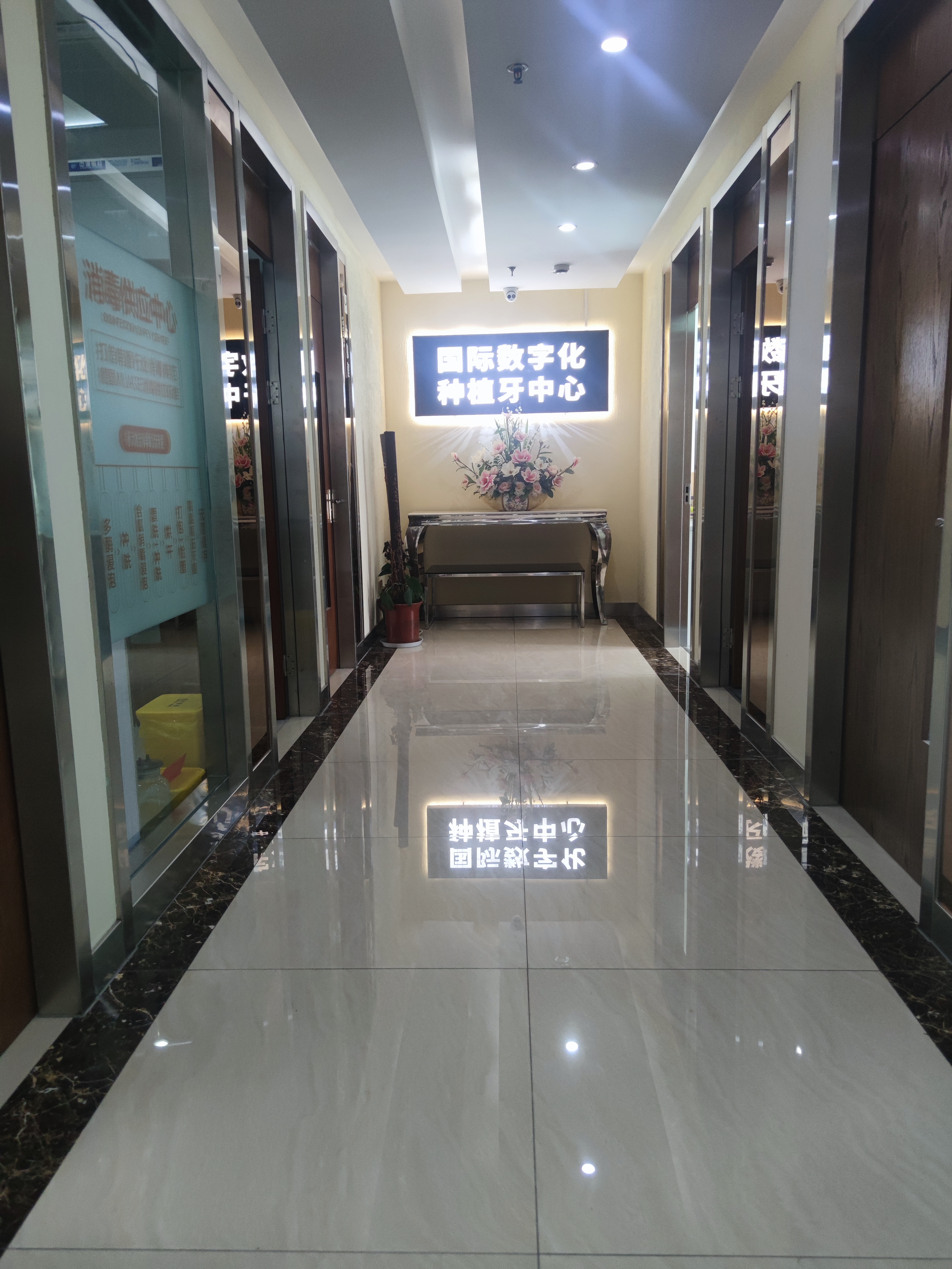 海安24小时牙科门诊哪家强？牙卫士种植、医博御府显微根管、范氏孙庄乳牙治疗更专业