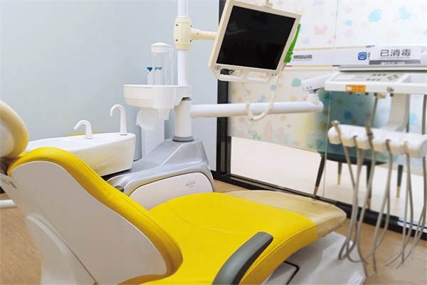 三、郑州唯美口腔预约方式解析：官网、电话及小程序多渠道覆盖