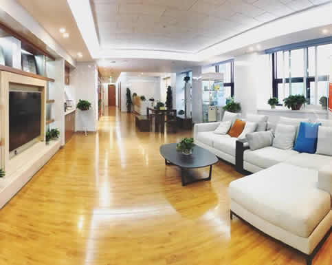 兰州好的牙科医院推荐：惠安全口种植80000元起、皓亚隐形矫正28000元、康美根管800元