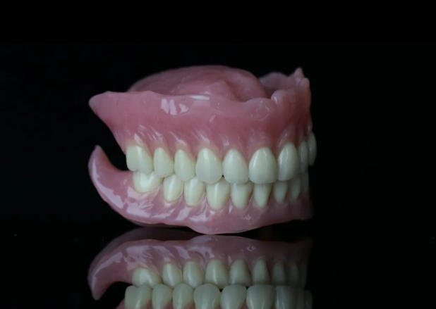 二、吸附性义齿的临床优势与适用人群