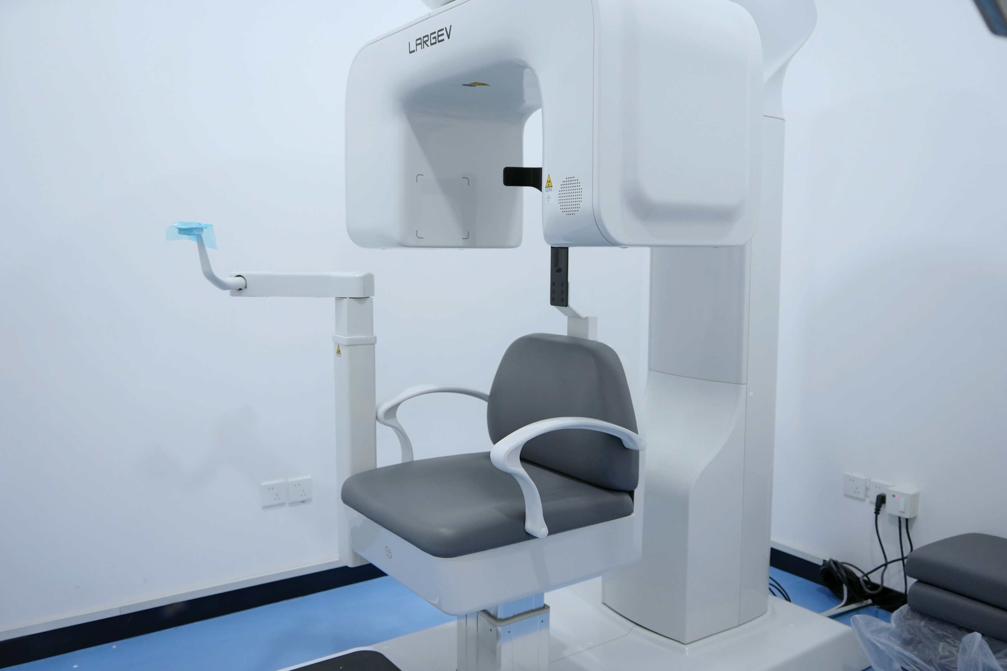 四、唐山中牙口腔医院电话服务时间？全年无休确保就诊需求