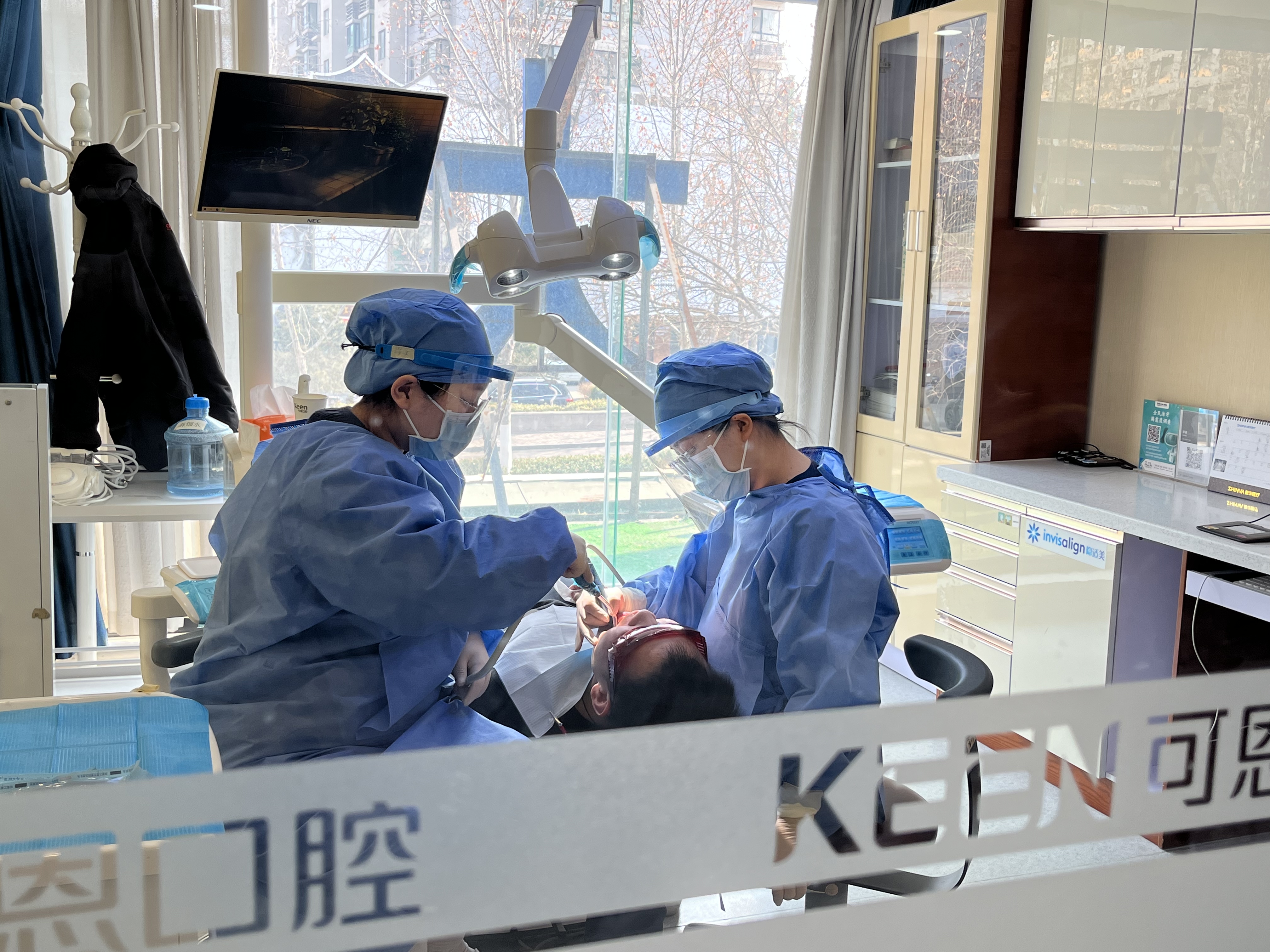 四、济南可恩口腔吕杰的隐适美实例数量与技术优势